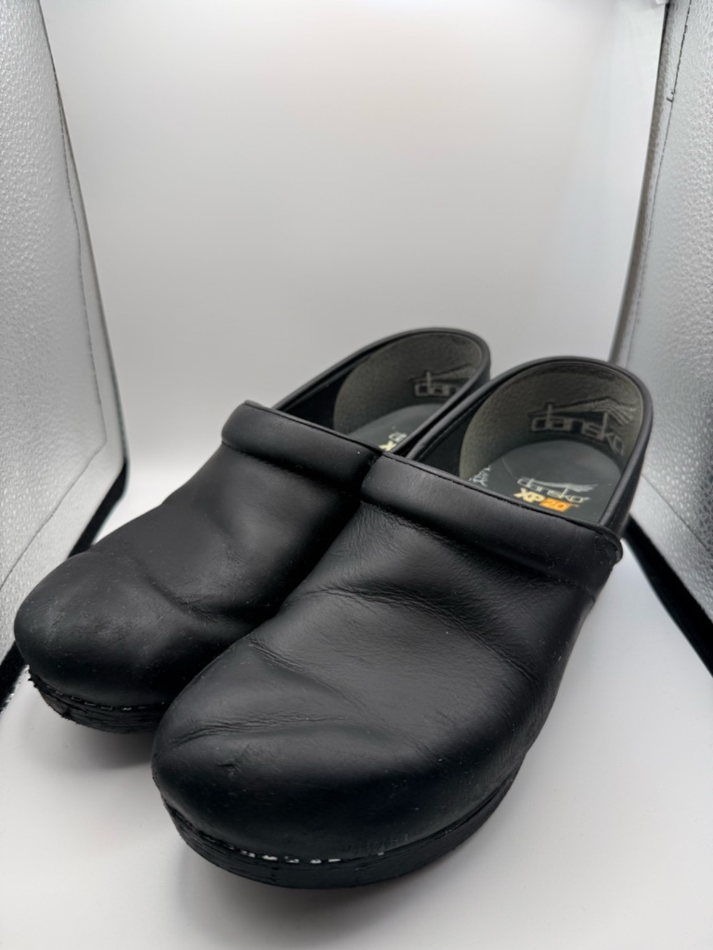Dansko XP 2.0 Black Leather Clog Slip On Comfort Work Nurse Slip Resistant 40